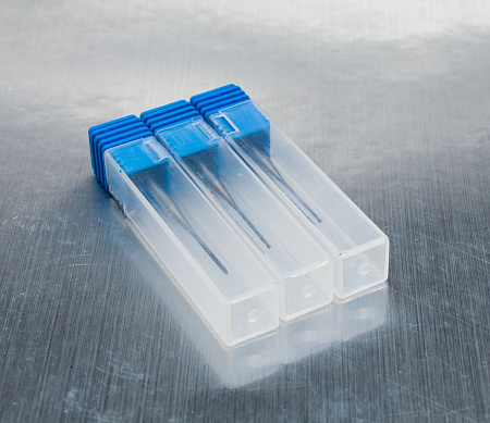 XTCERA – Фреза для обработки PMMA/WAX (диаметр 0.6 мм, хвостовик 4 мм)